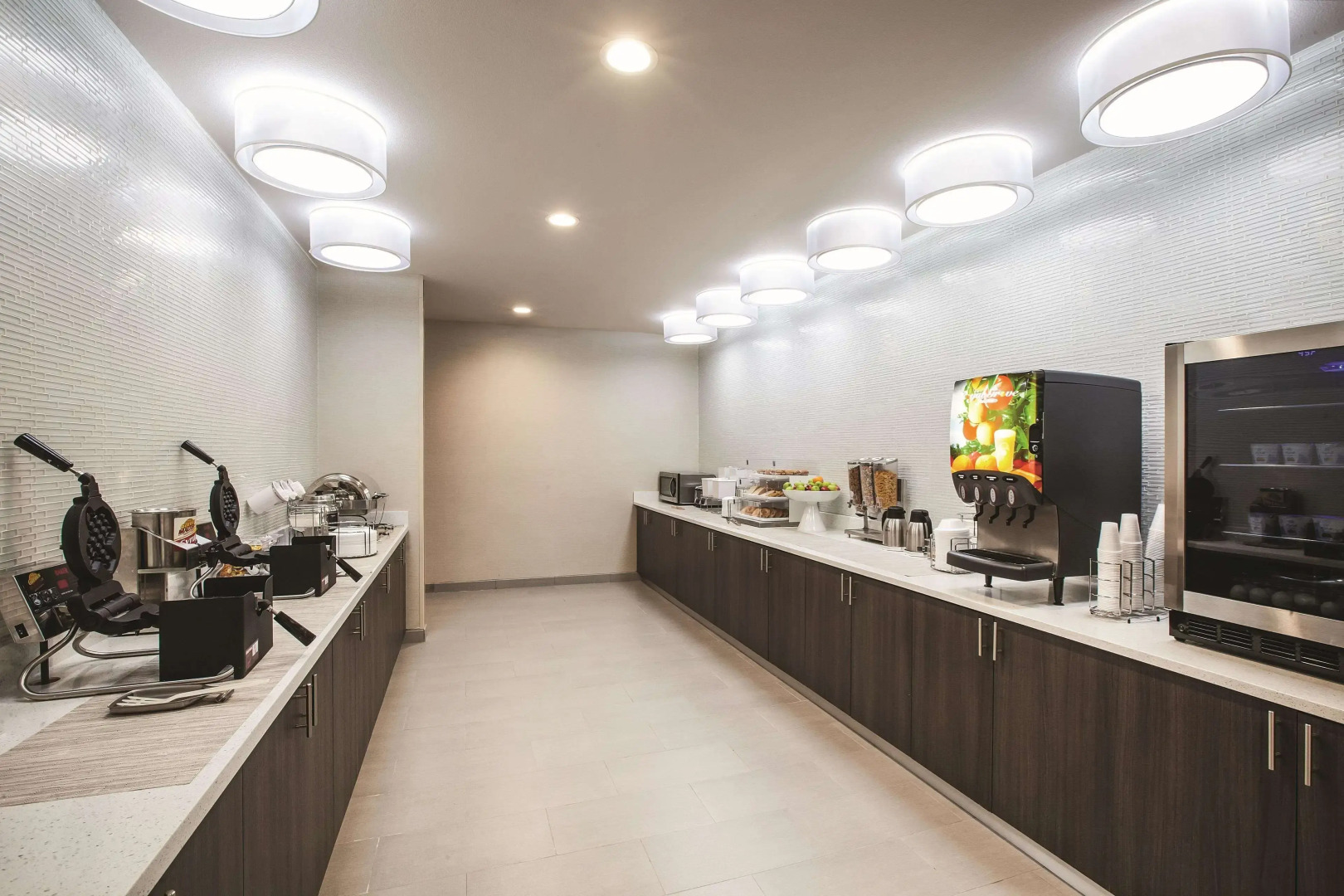 La Quinta Inn & Suites by Wyndham Dallas Northeast-Arboretum