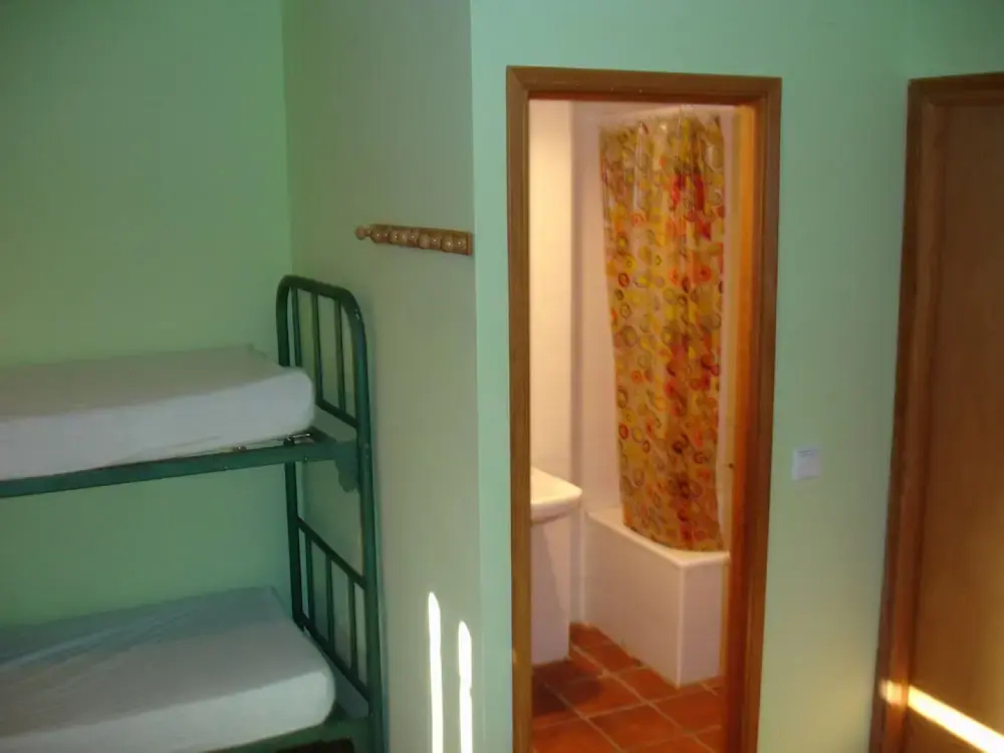 Albergue Restaurante Salto de Bierge - Hostel