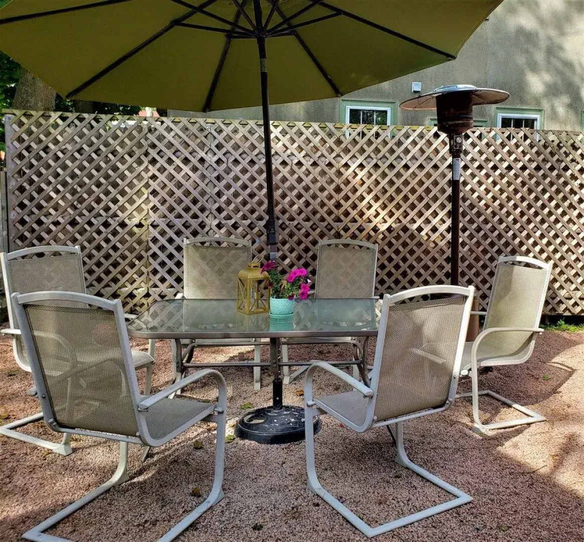 Ivy Manor Inn Village Center