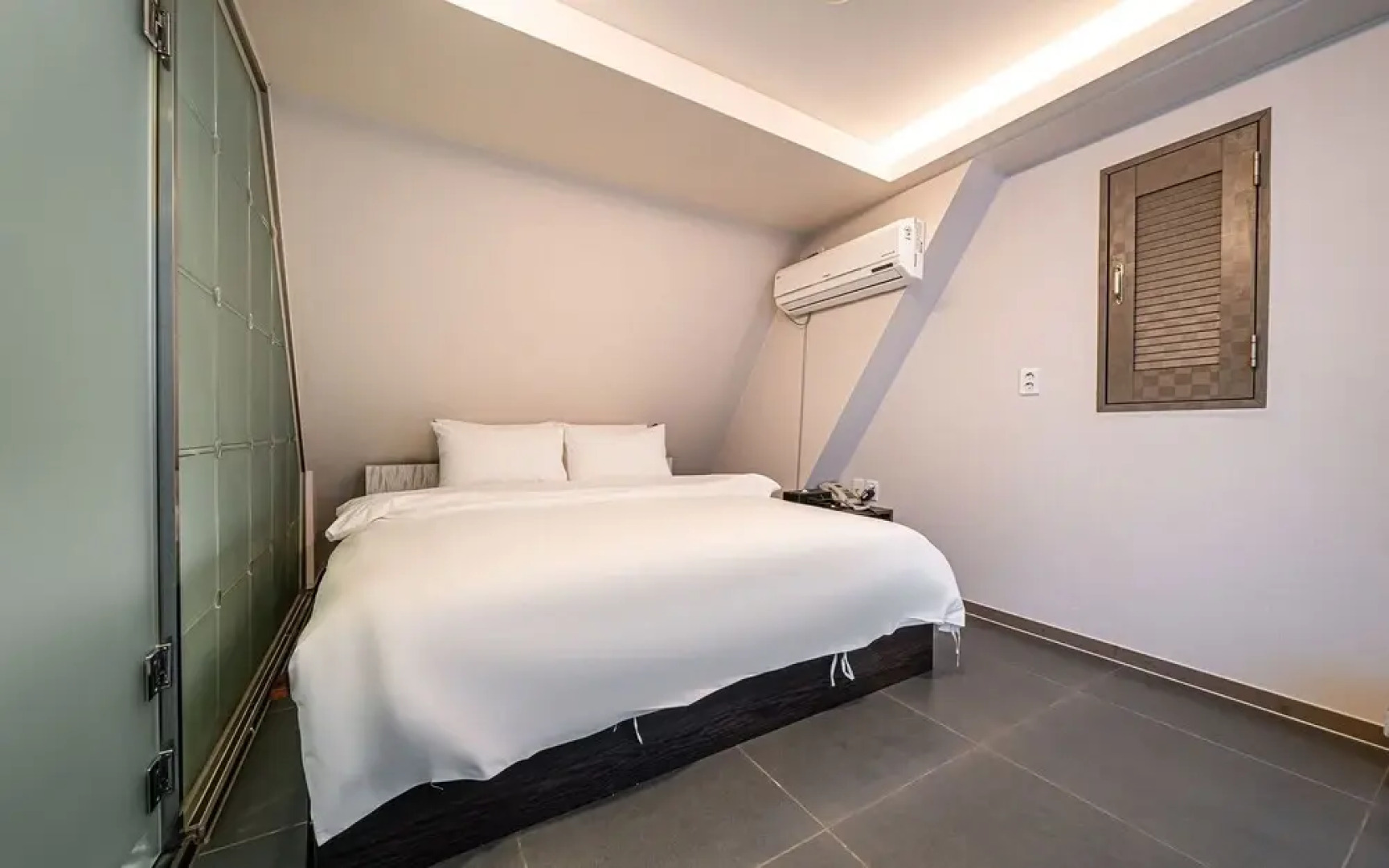 Copper THE Stay Here