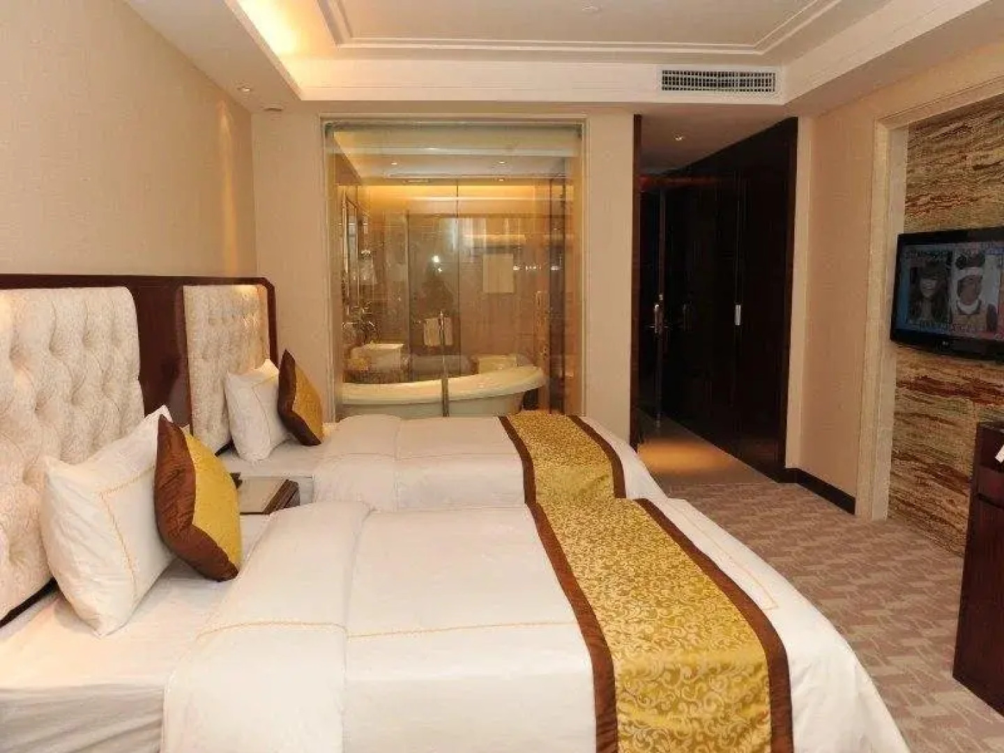 Western Coast Garden Hotel