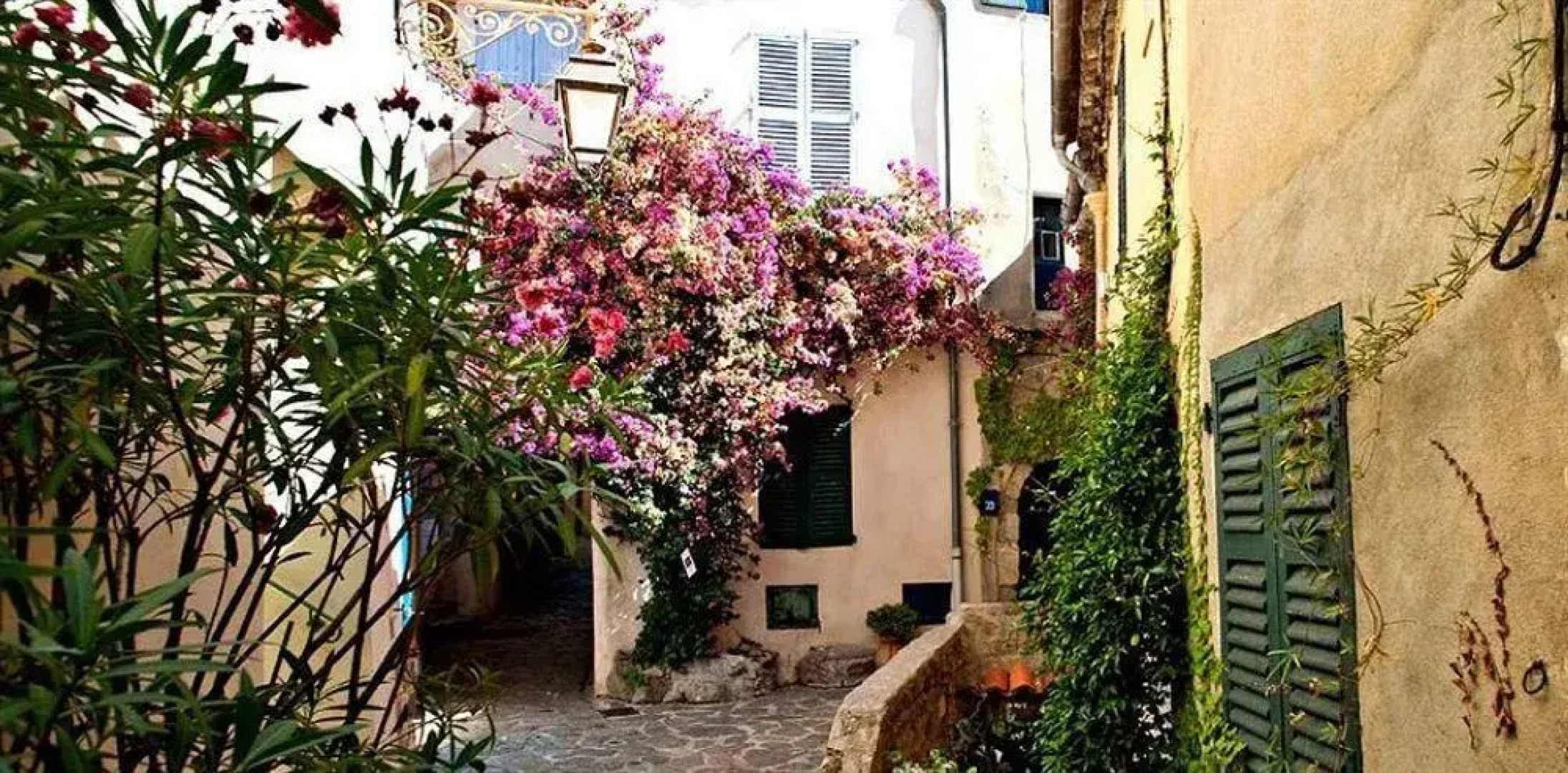 LEcurie Du Castellas