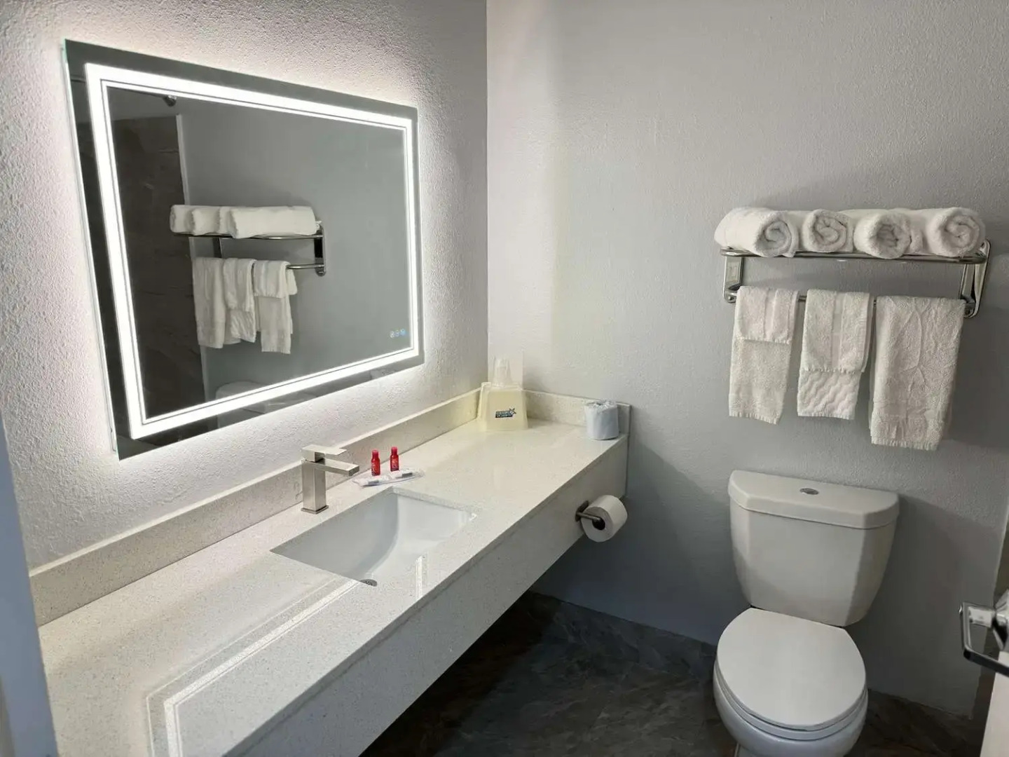 Americas Best Value Inn & Suites Haltom City Ft. Worth