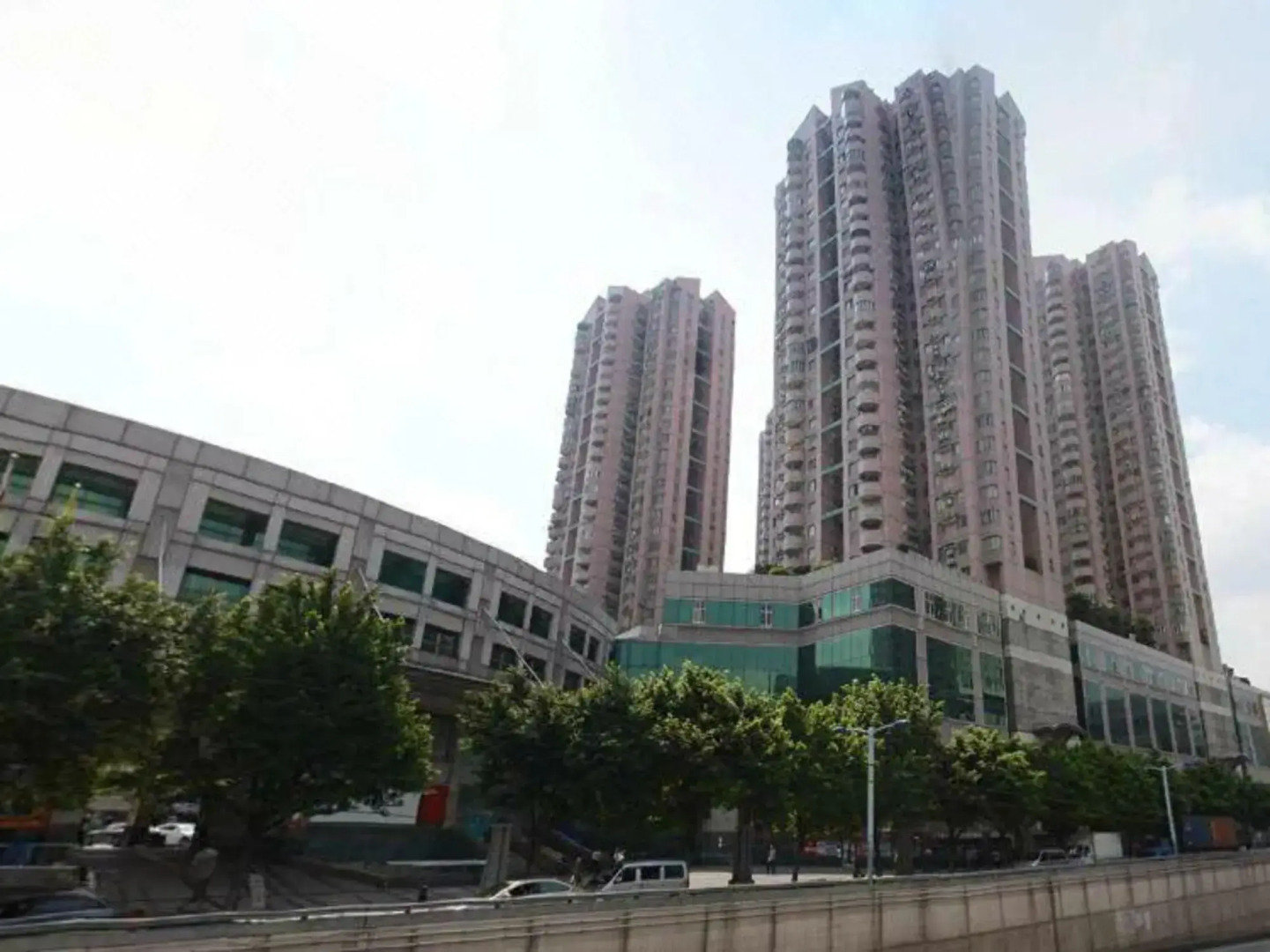Sheng Shi Zhi Xing Hotel