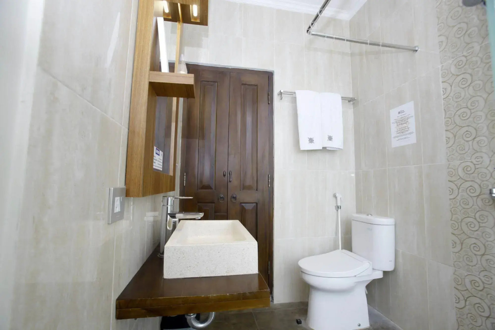 RedDoorz Plus @ Rumah Kandjani