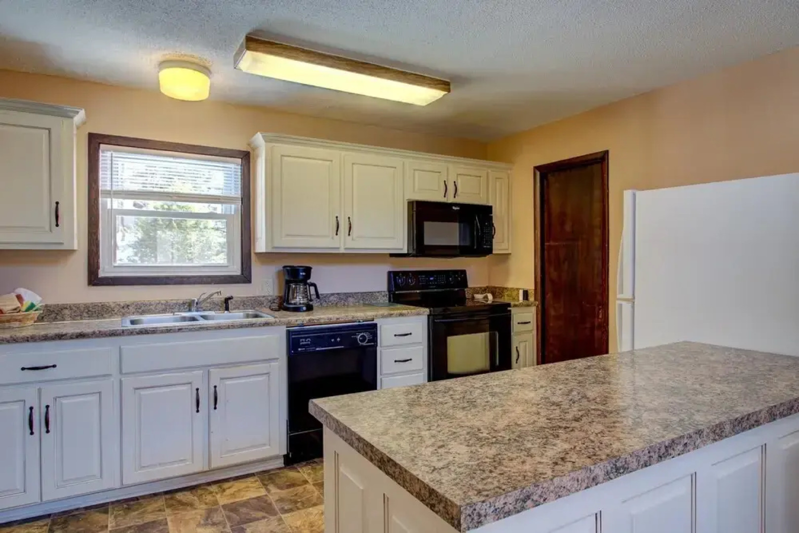 VCI - Beech Manor 4 Bedroom