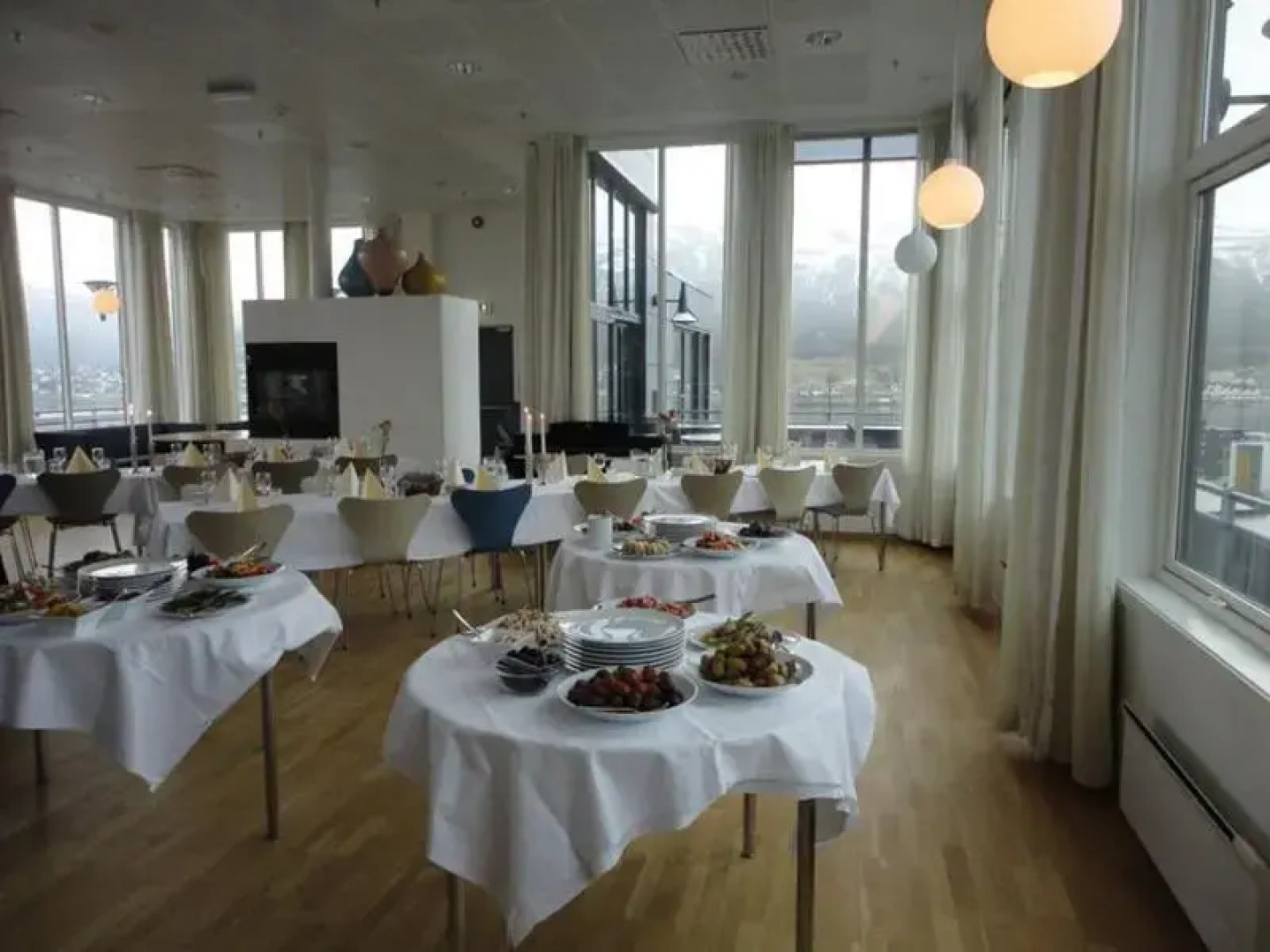 Enter St. Elisabeth Hotel