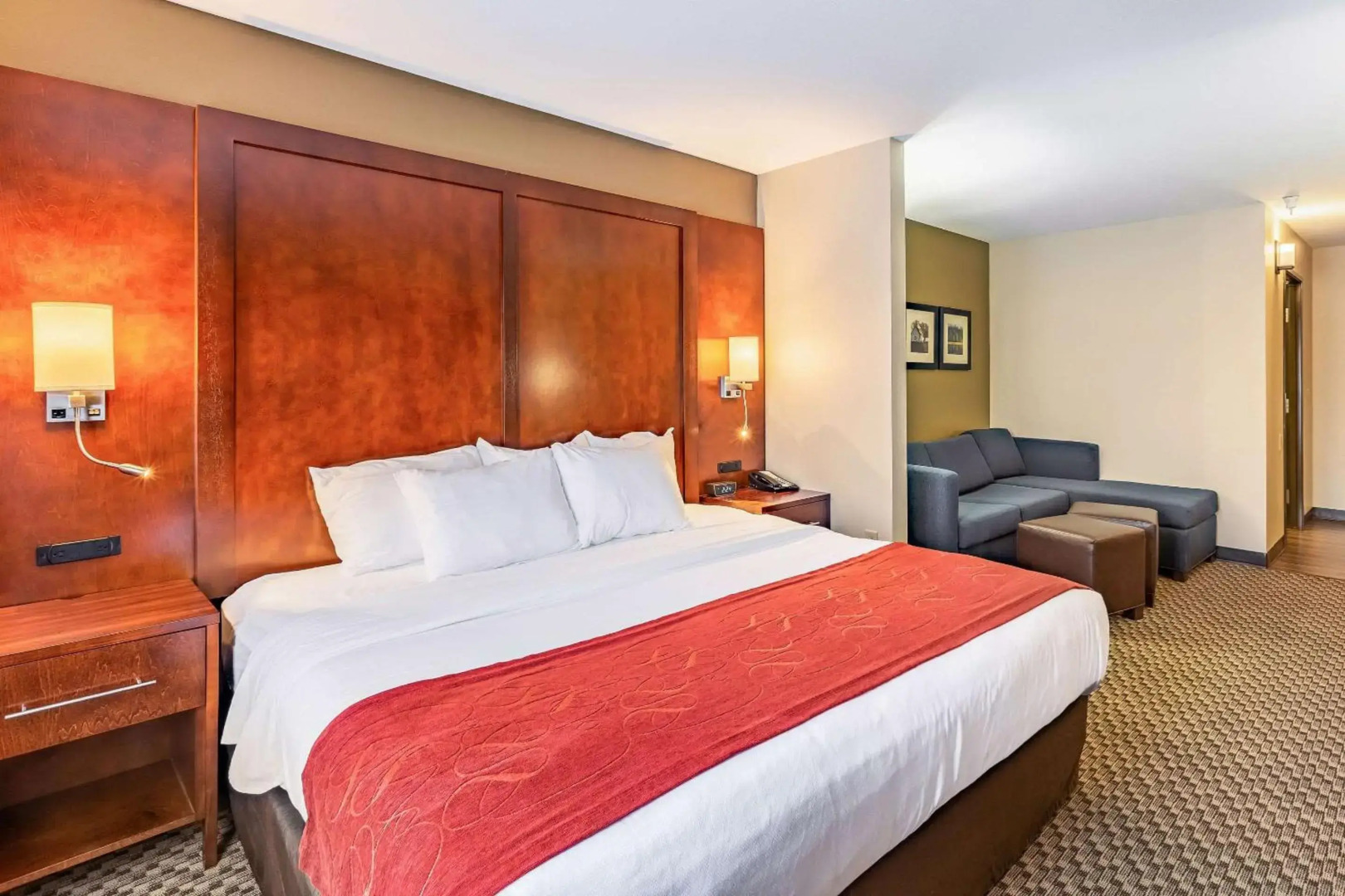 Comfort Suites Escanaba West