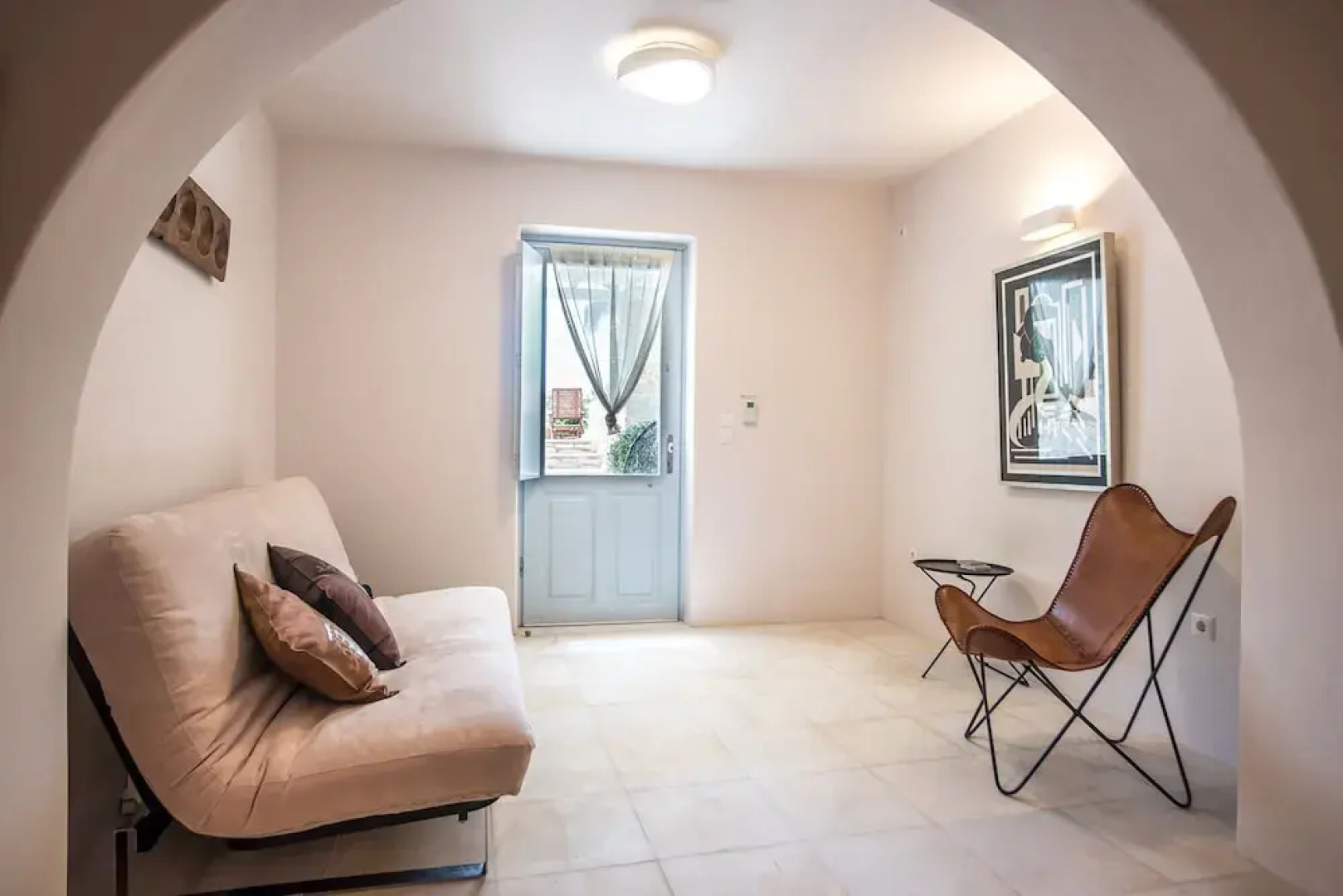 Eclectic island villa - gorgeous sea views, garden by VillaRentalsgr