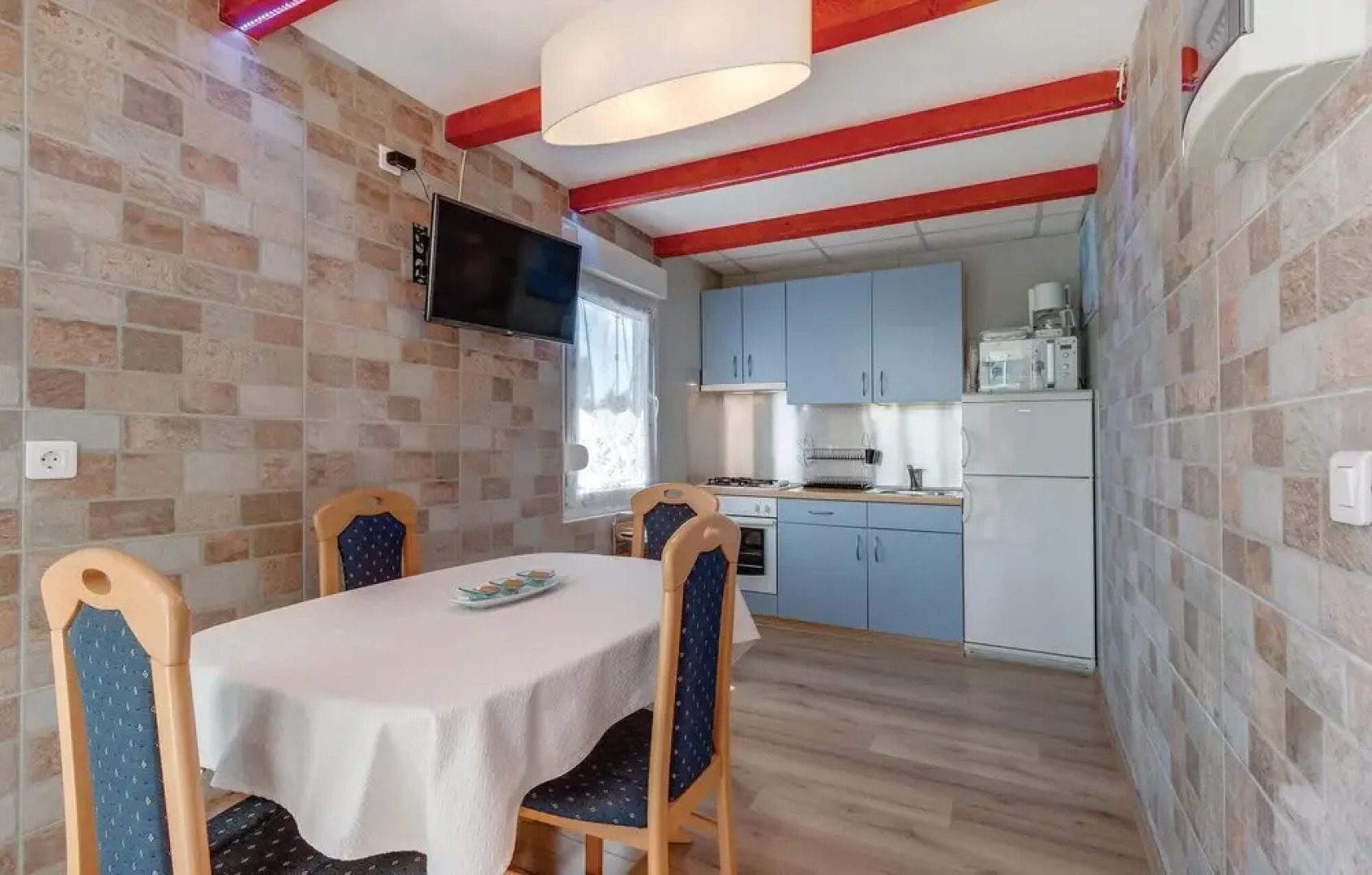 Stunning Home in Nerezine With Jacuzzi, Wifi and 2 Bedrooms