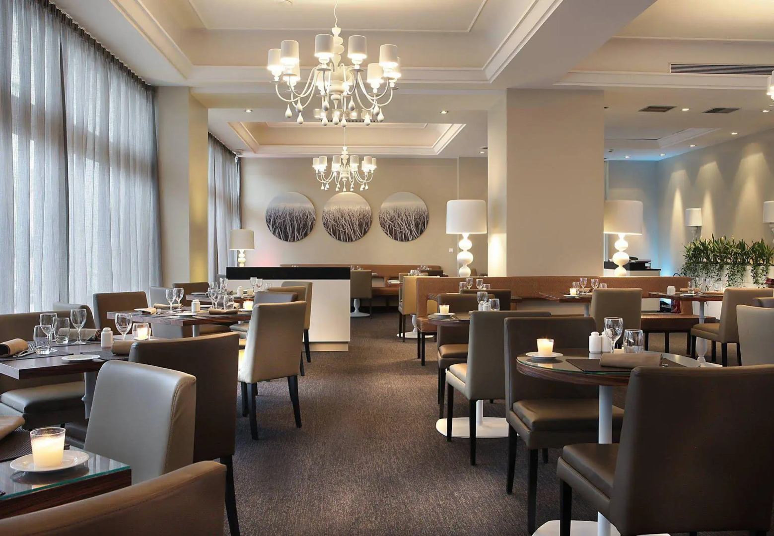 AC Hotel by Marriott Ambassadeur Antibes - Juan Les Pins