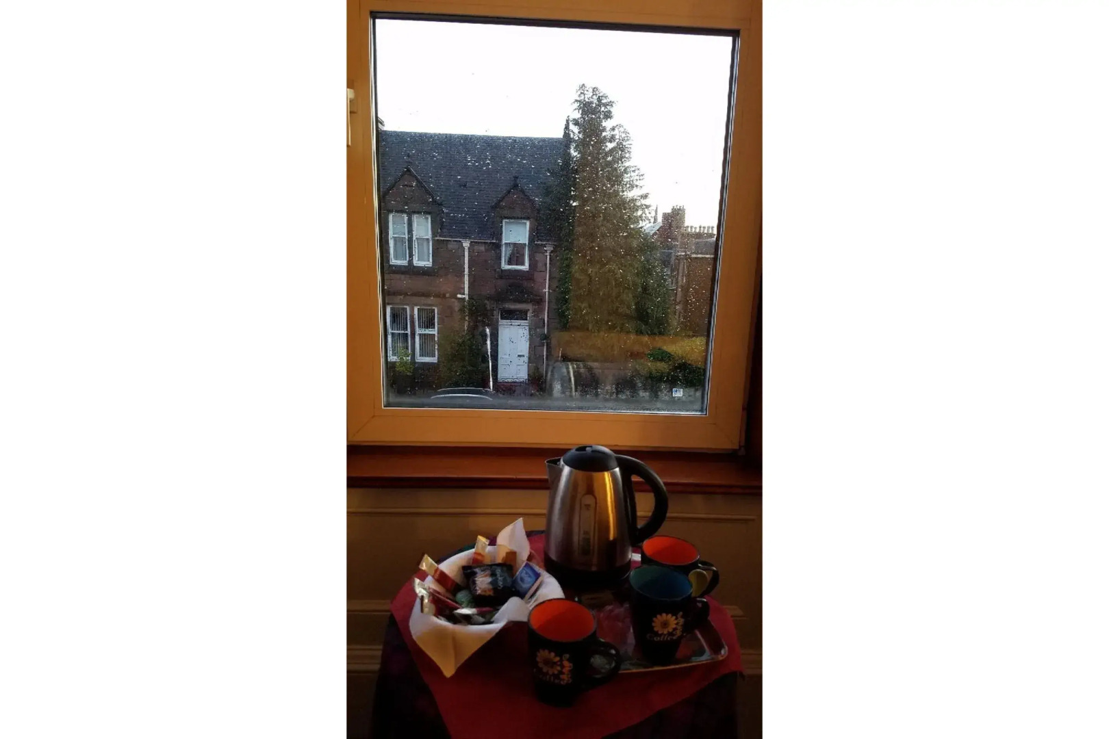 OYO Cedar Villa Guest House