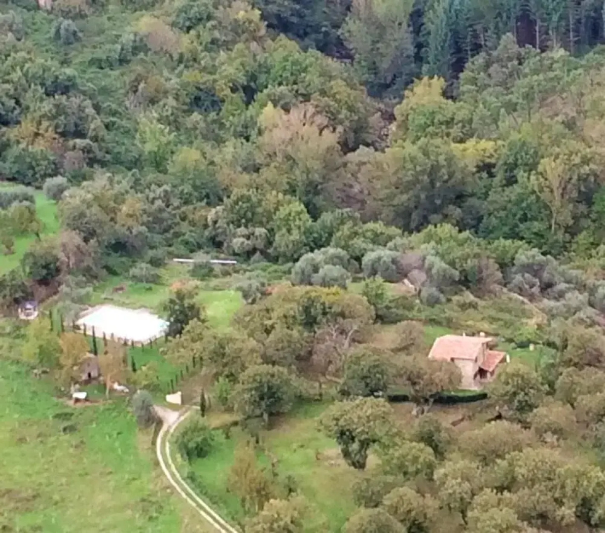 House With 4 Bedrooms in Montelaterone, With Wonderful Mountain View,