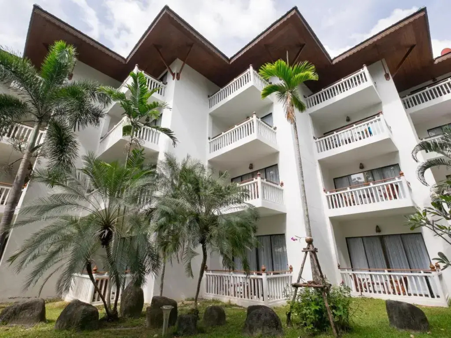 Baan Karonburi Resort