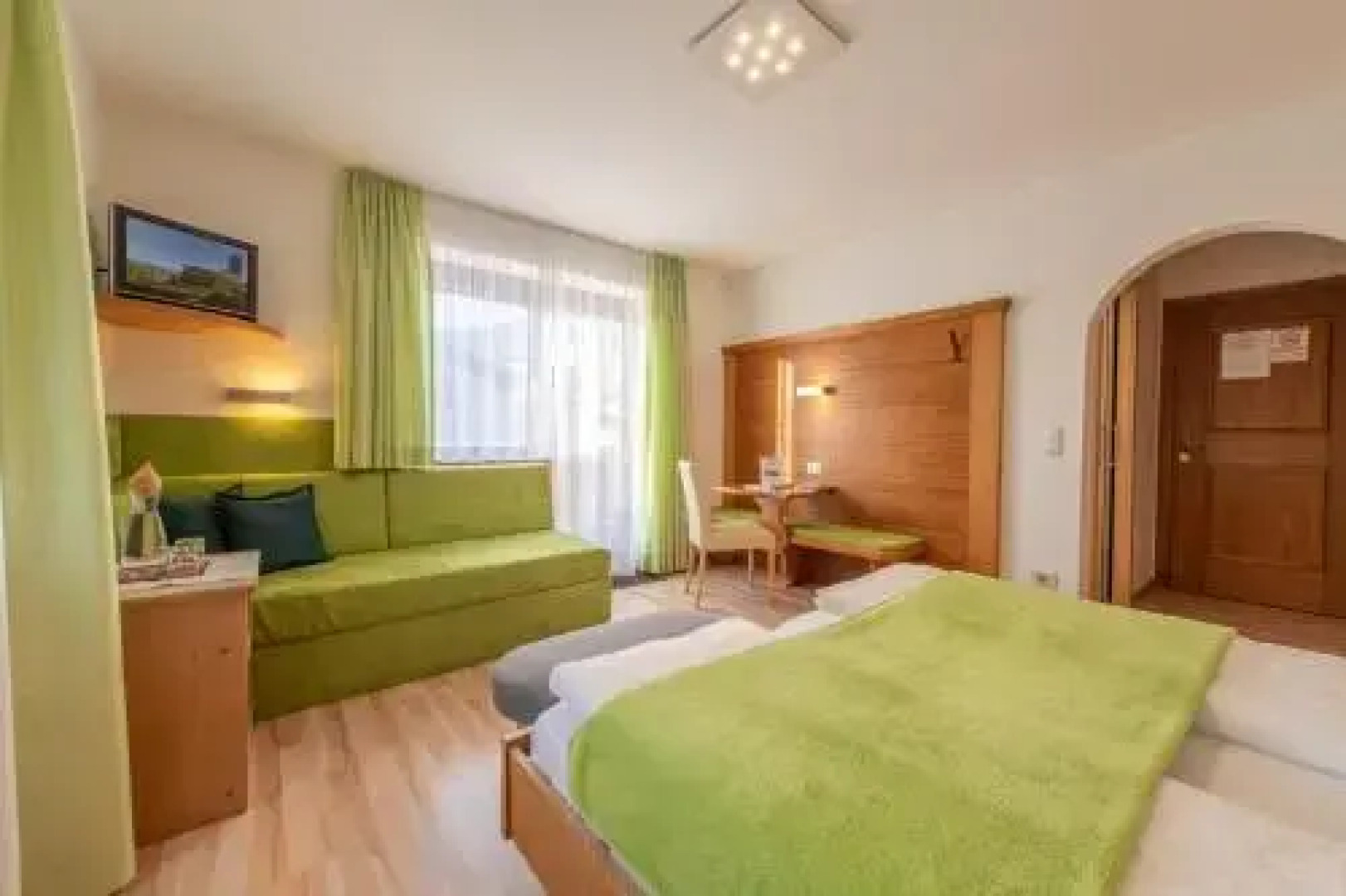 Garni Appartements Almrausch