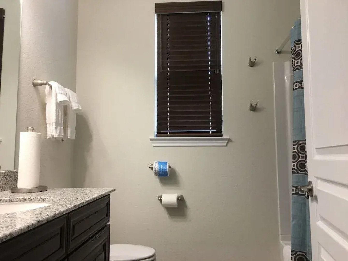 Lake Front House 4BR2B In West Houston