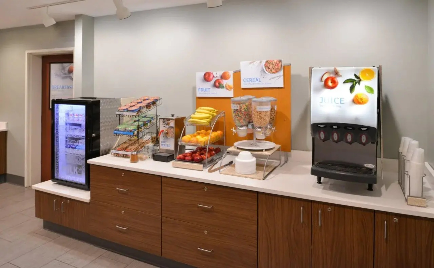 Holiday Inn Express Suites Clifton Park by IHG