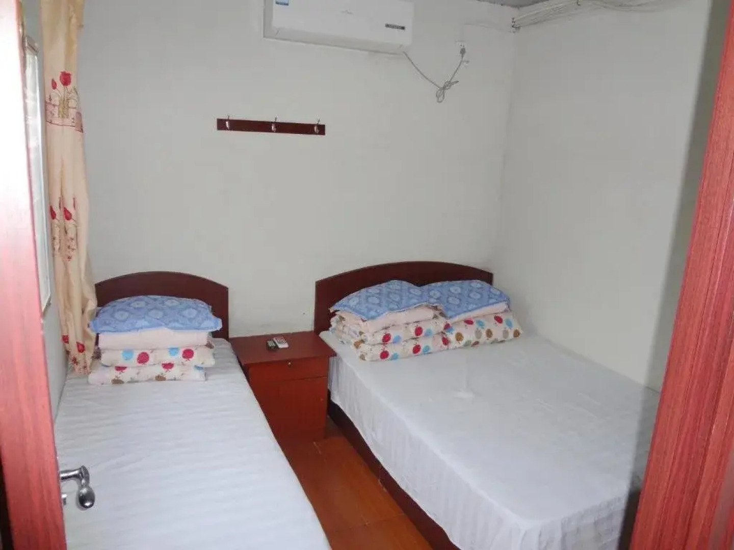 Rizhao Hongqiang Yujia Hotel