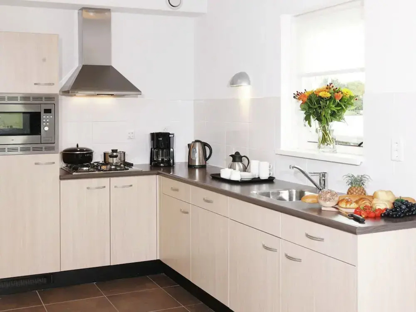 Family Retreat With Garden