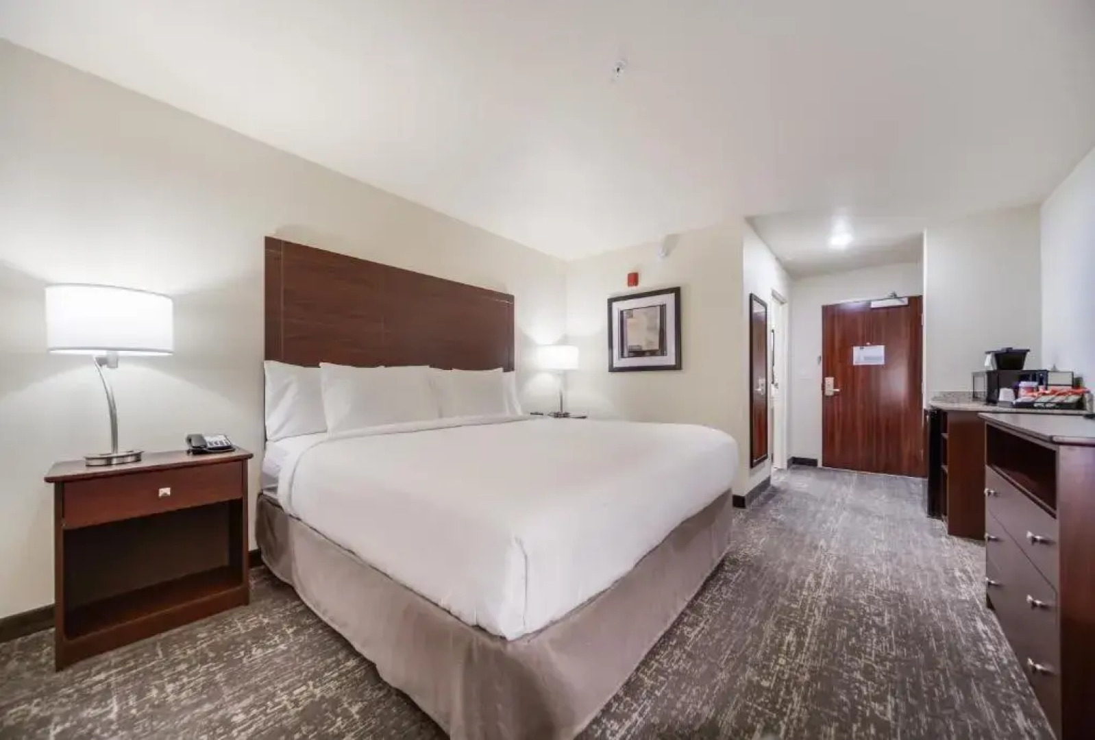 Cobblestone Inn & Suites-Fremont