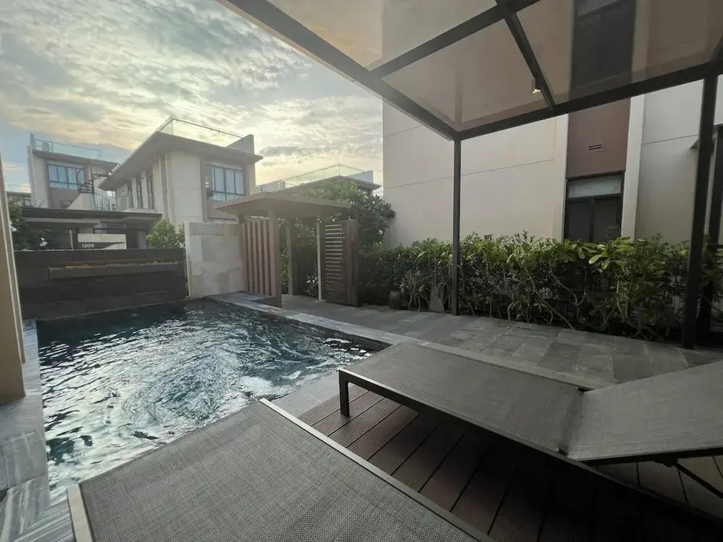 Suite & Pavilion Thien Kim