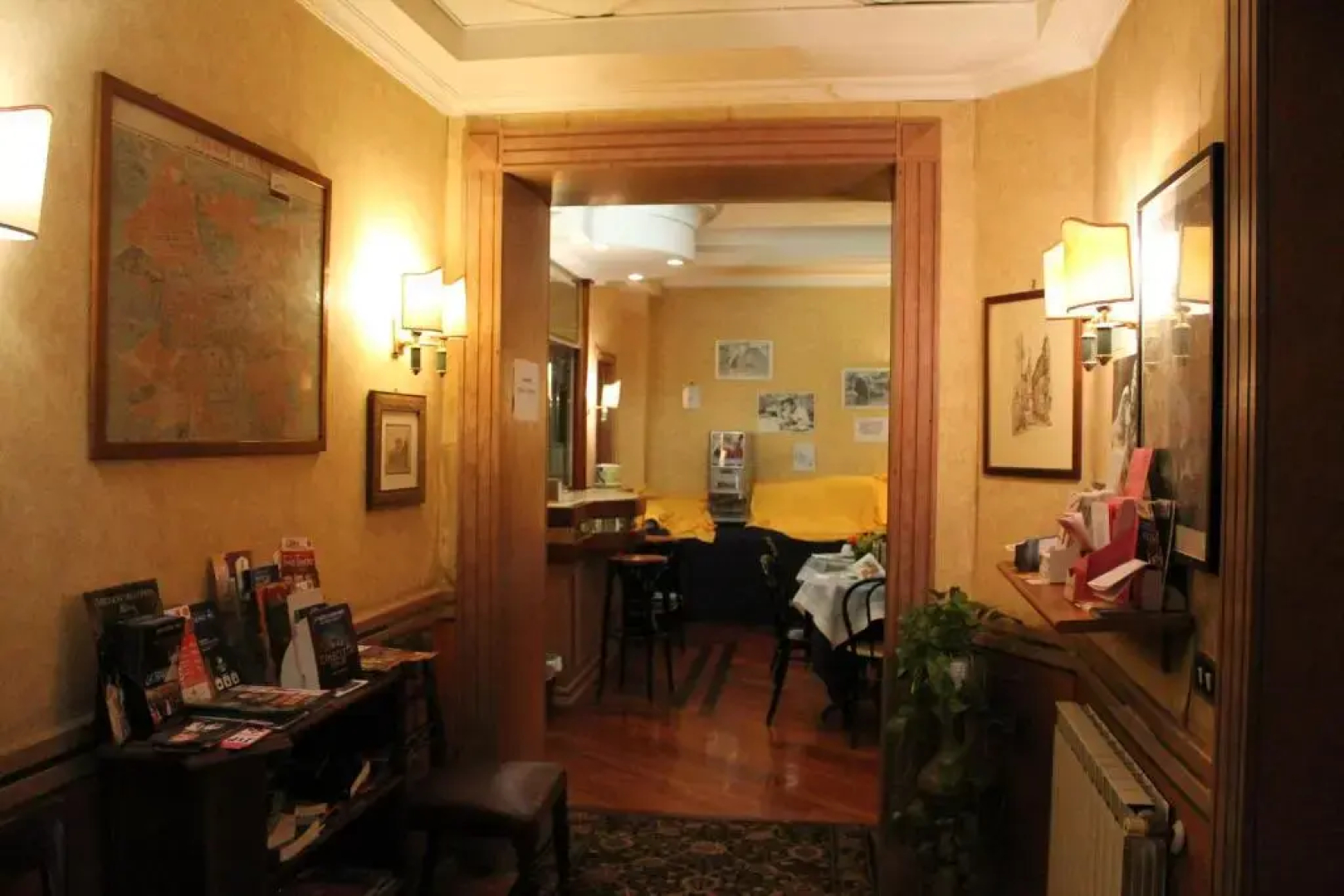 Hotel Pomezia