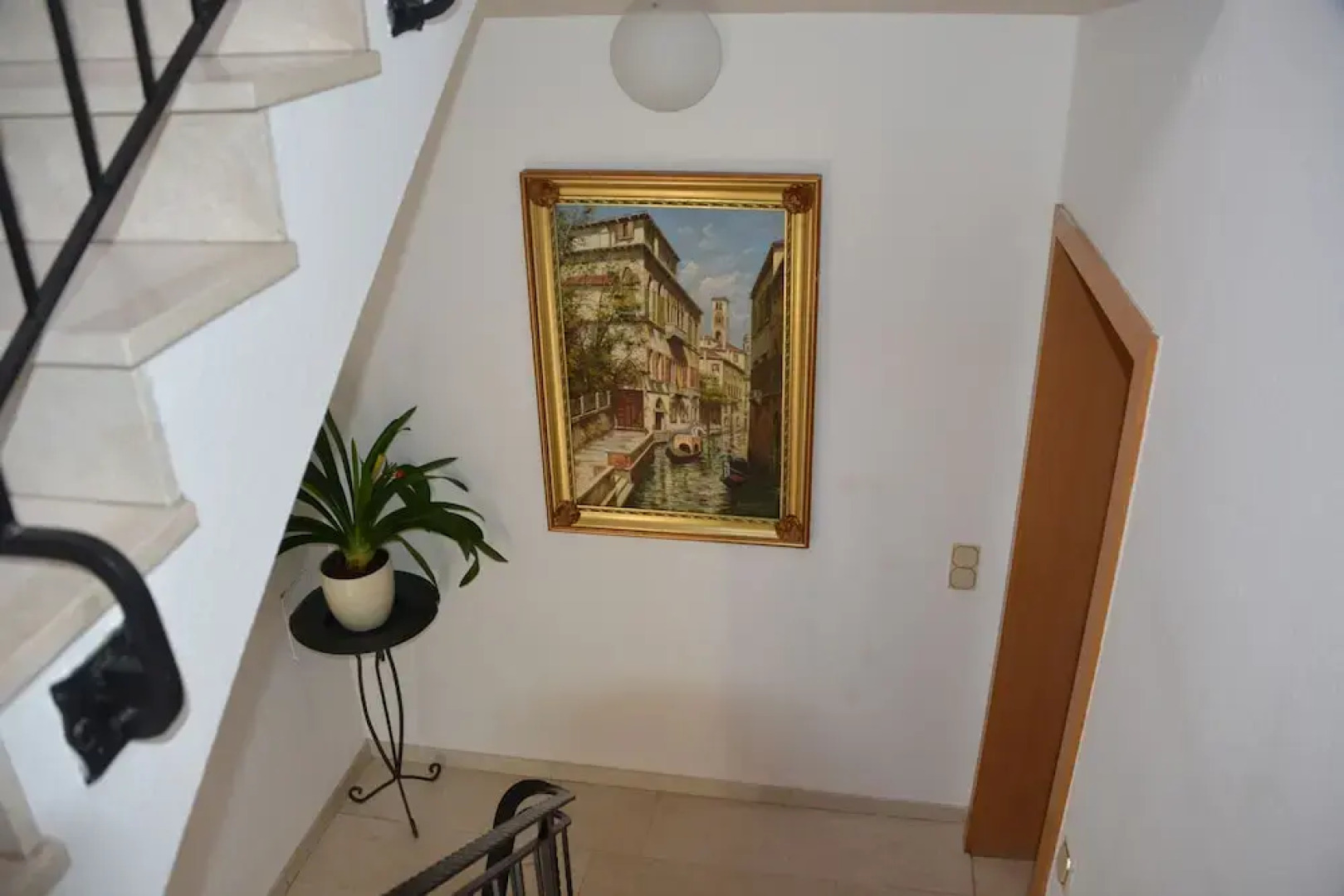 Mountain View Rooms