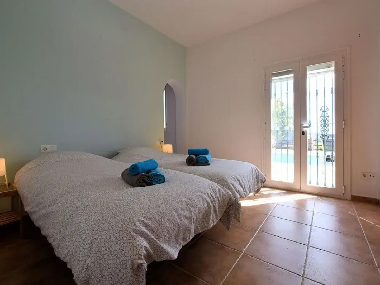 Spacious Villa with Hot Tub in Arenas