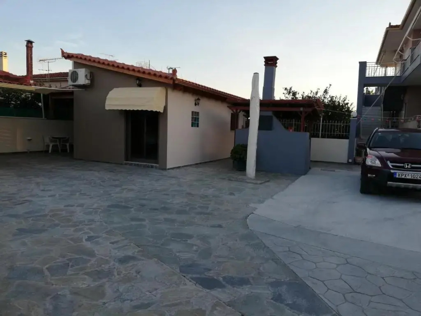 Rea's House Vrachati