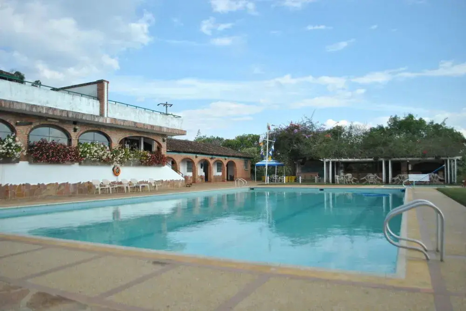 Club Nautico Acuarela Hotel