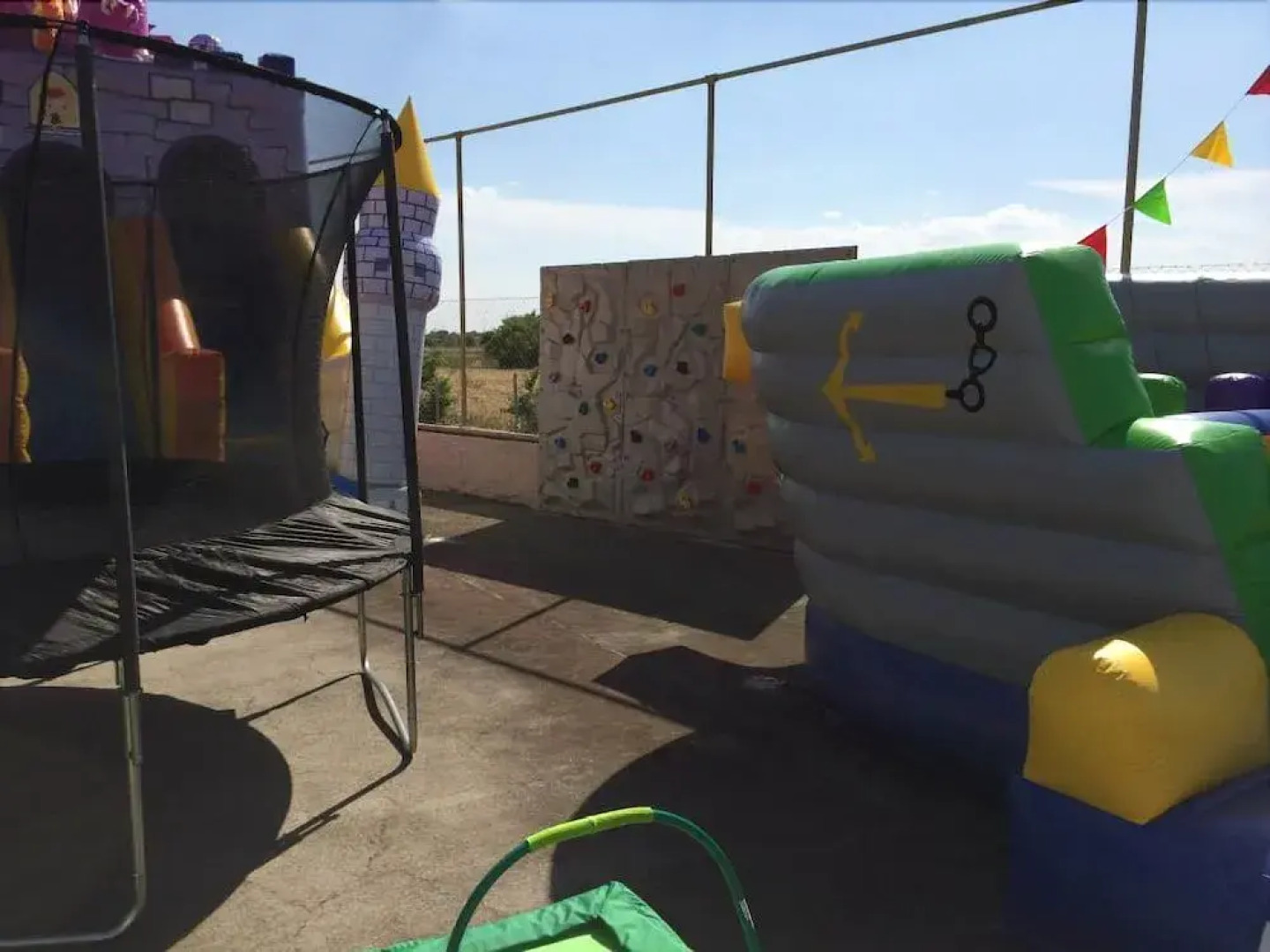 Arxhontiko Chris & Eve