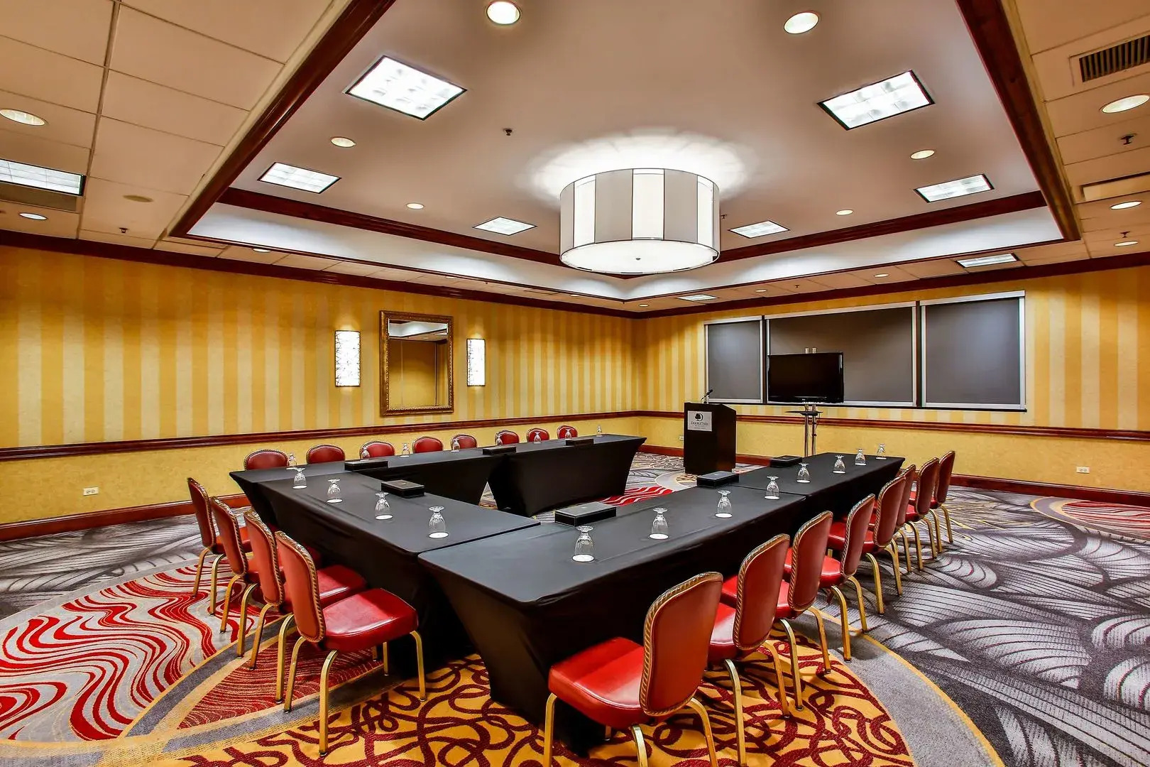 DoubleTree by Hilton Chicago - Alsip