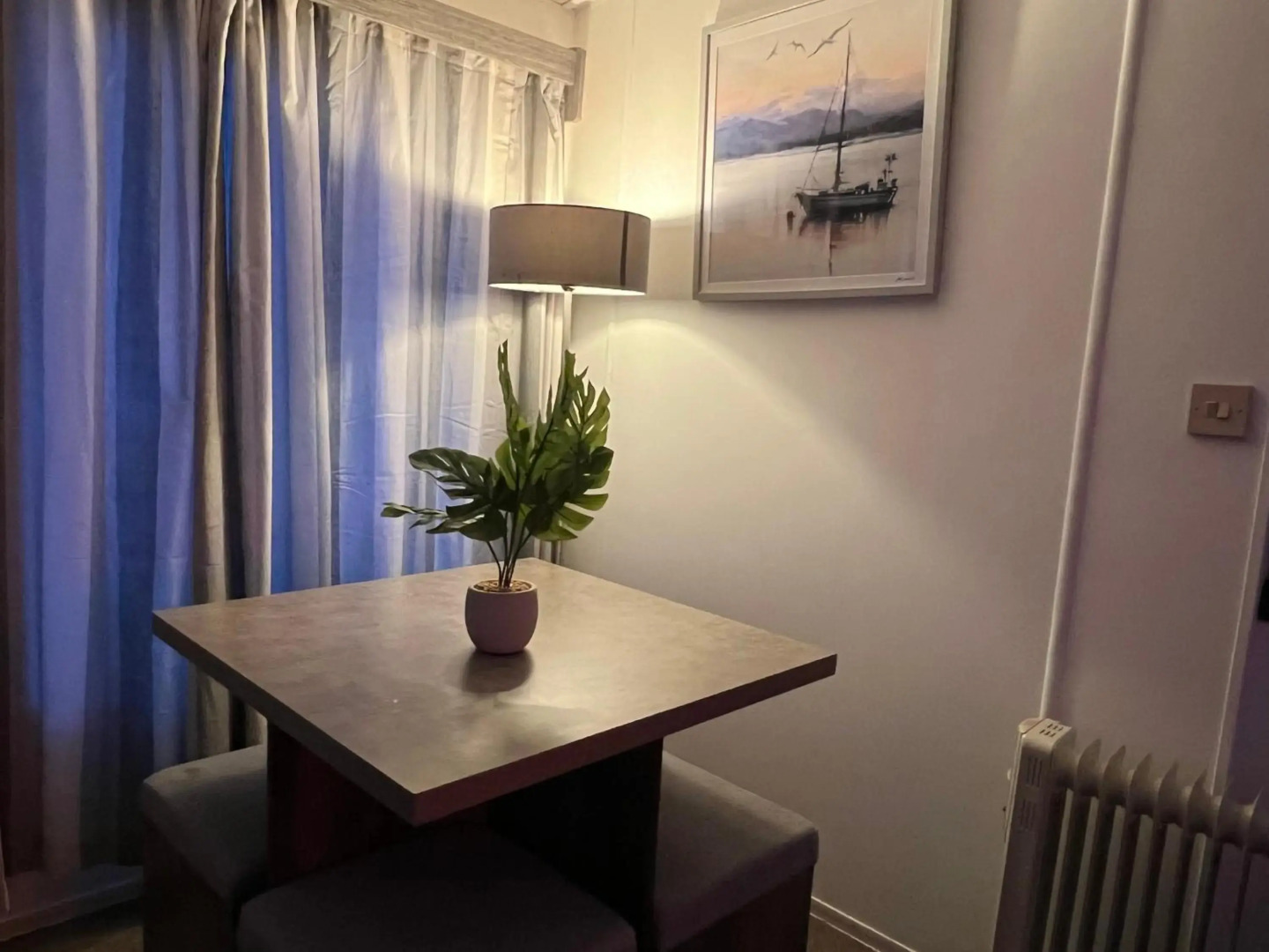 Forest & beach access Naish park