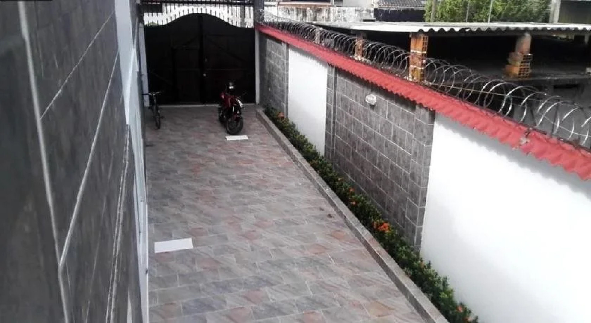 Confort Plaza Hotel