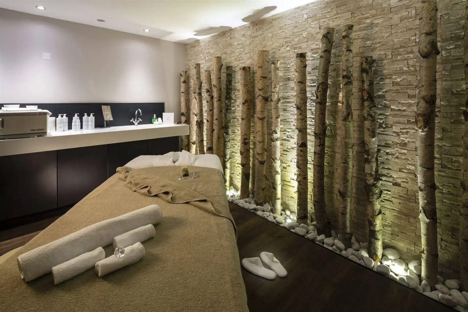 Hôtel Koh-I Nor by Les Etincelles