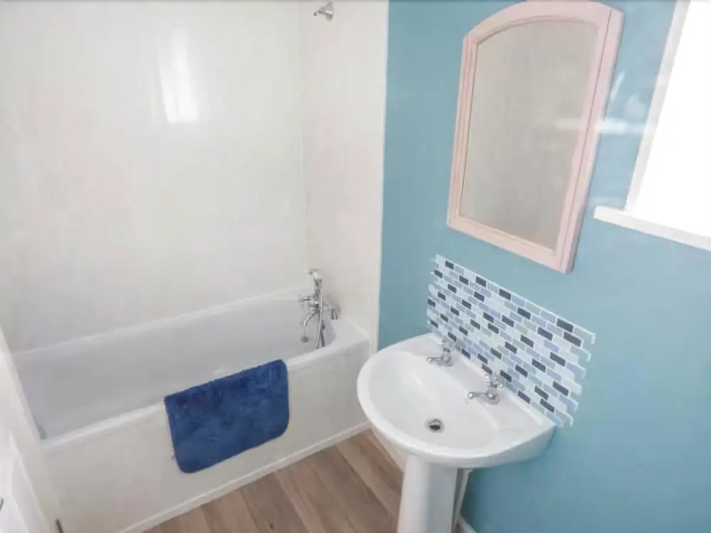 Coombes Hill Cottage