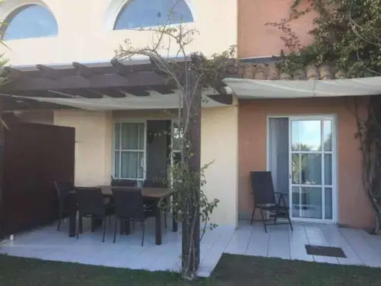 Cap Esterel : 2 Pieces Rez De Jardin Mer - C4 279La