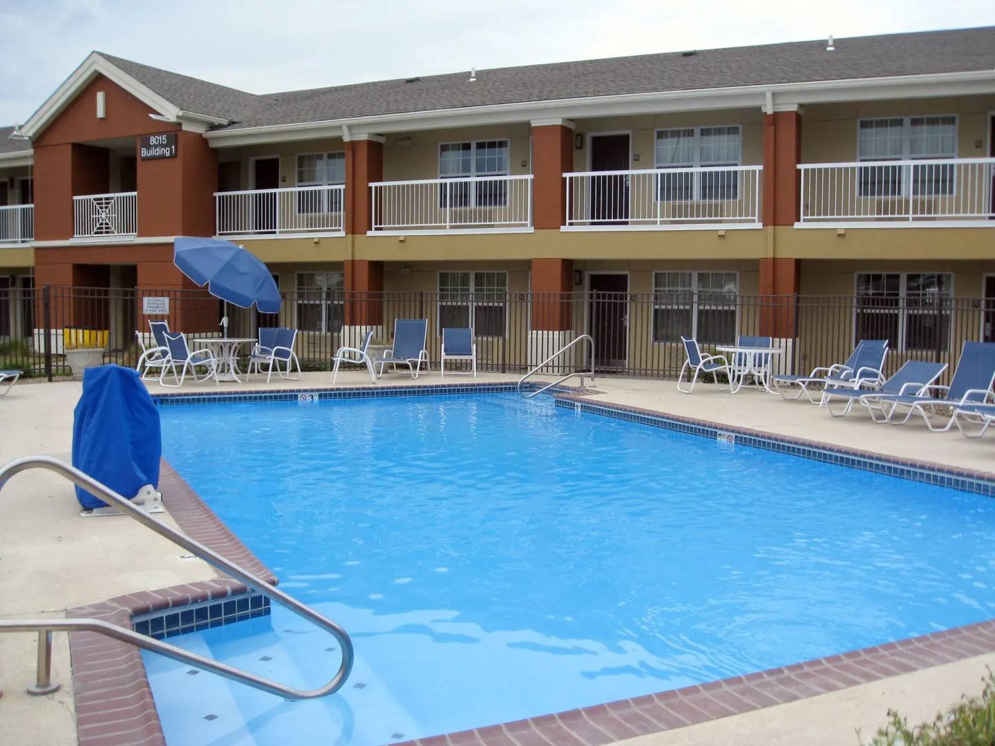 Extended Stay America Suites Kansas City Lenexa 87th St