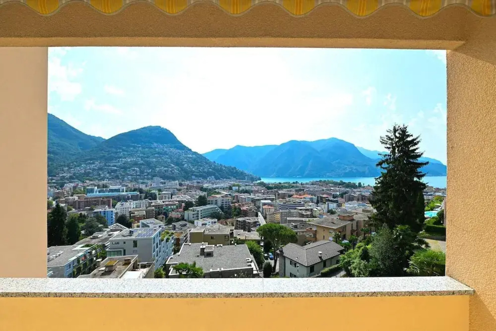 Lugano's Hills Lake View