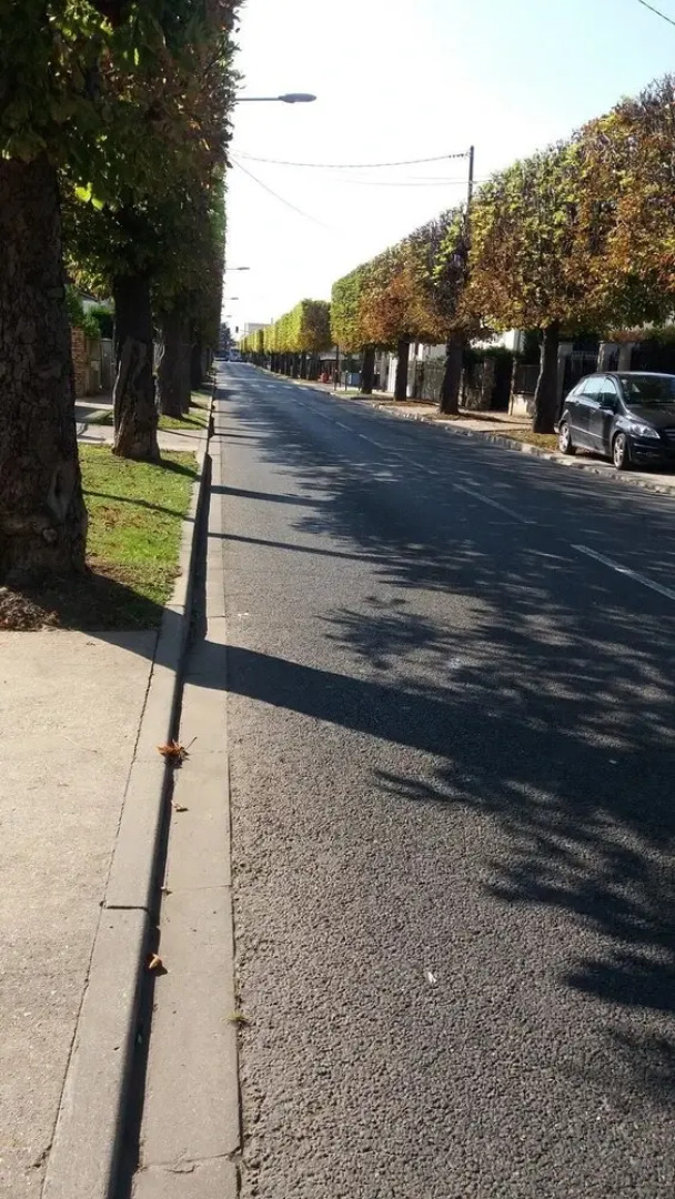 Apartment With one Bedroom in Paray-vieille-poste, With Terrace and Wi