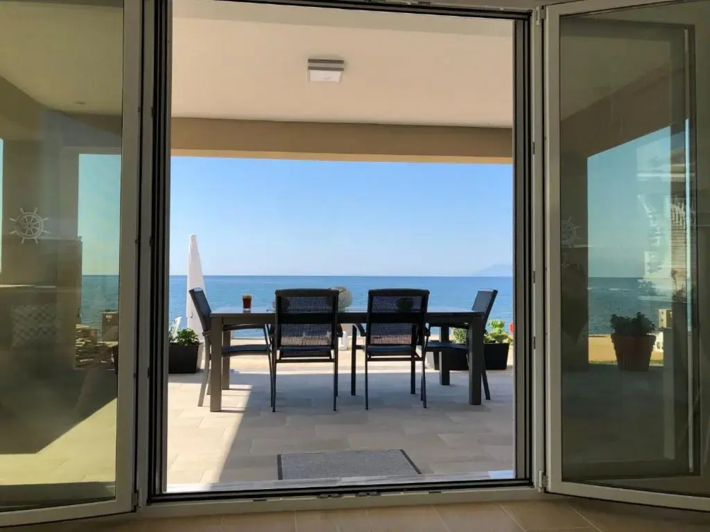 Villa Dimitri - Beach House