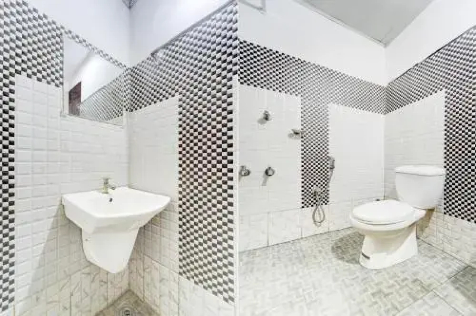 OYO 66864 R K Residency