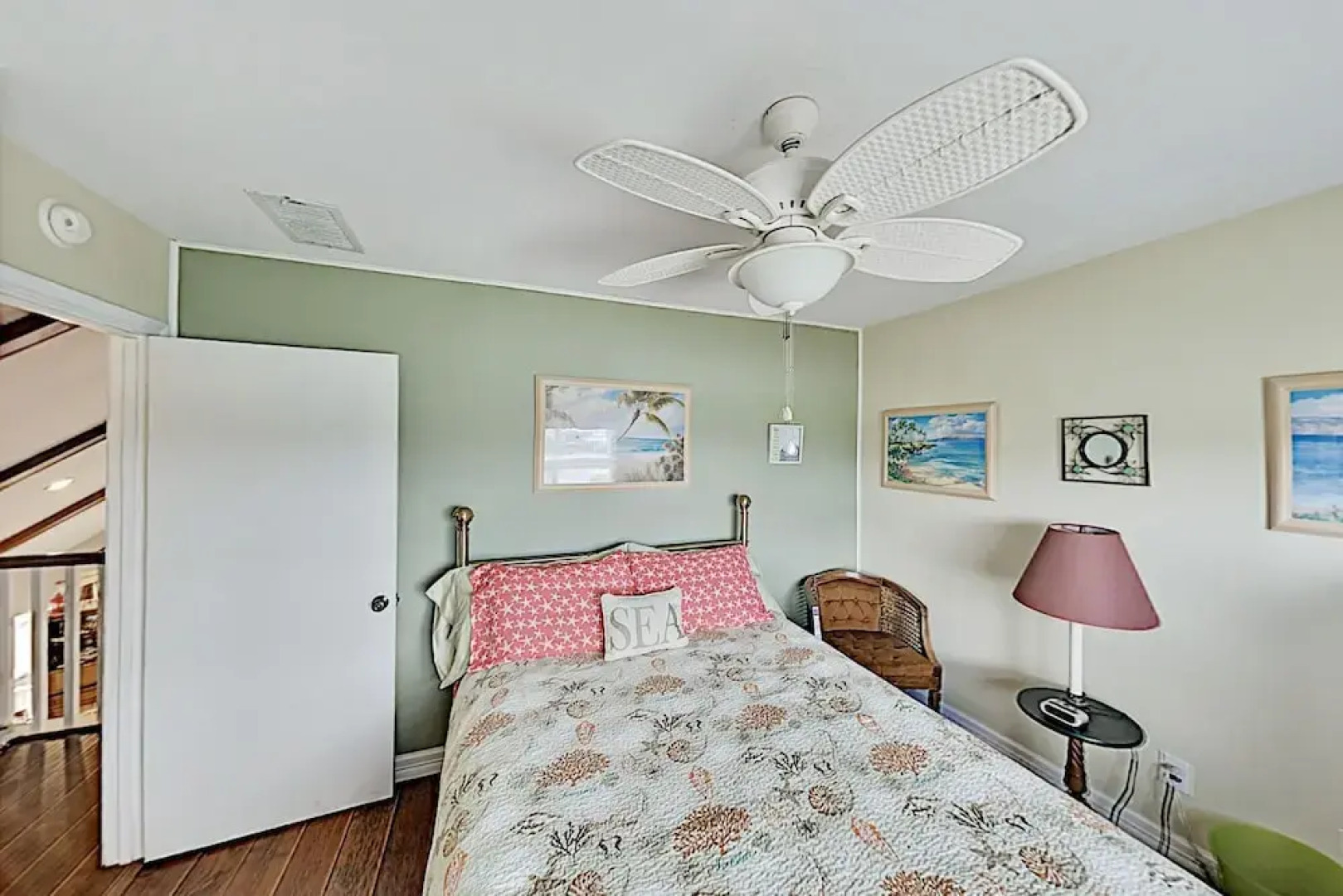 Bayfront Tiki Island W /boat Slip & Deck! 3 Bedroom Home