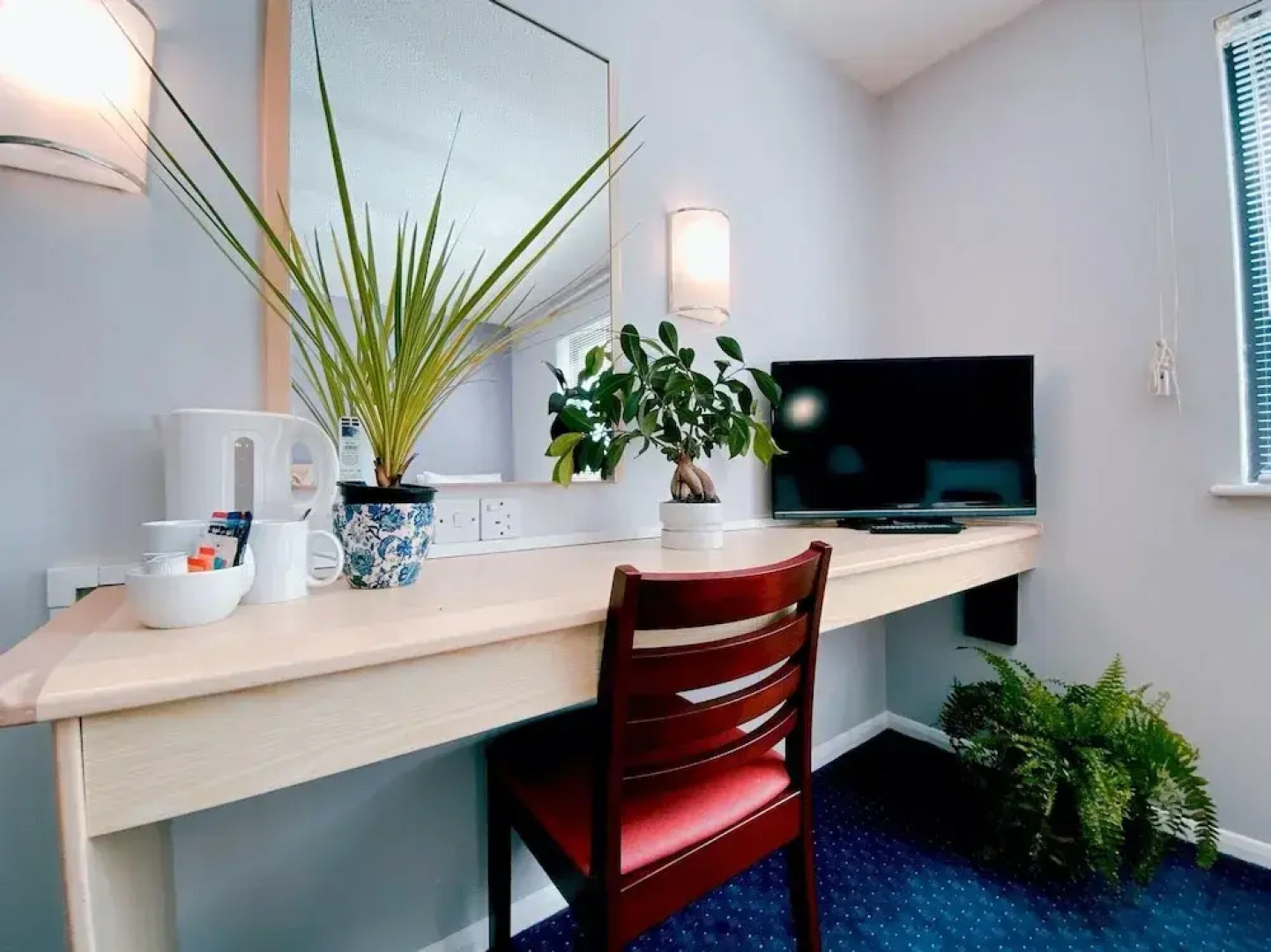 Redwings Lodge Dunstable