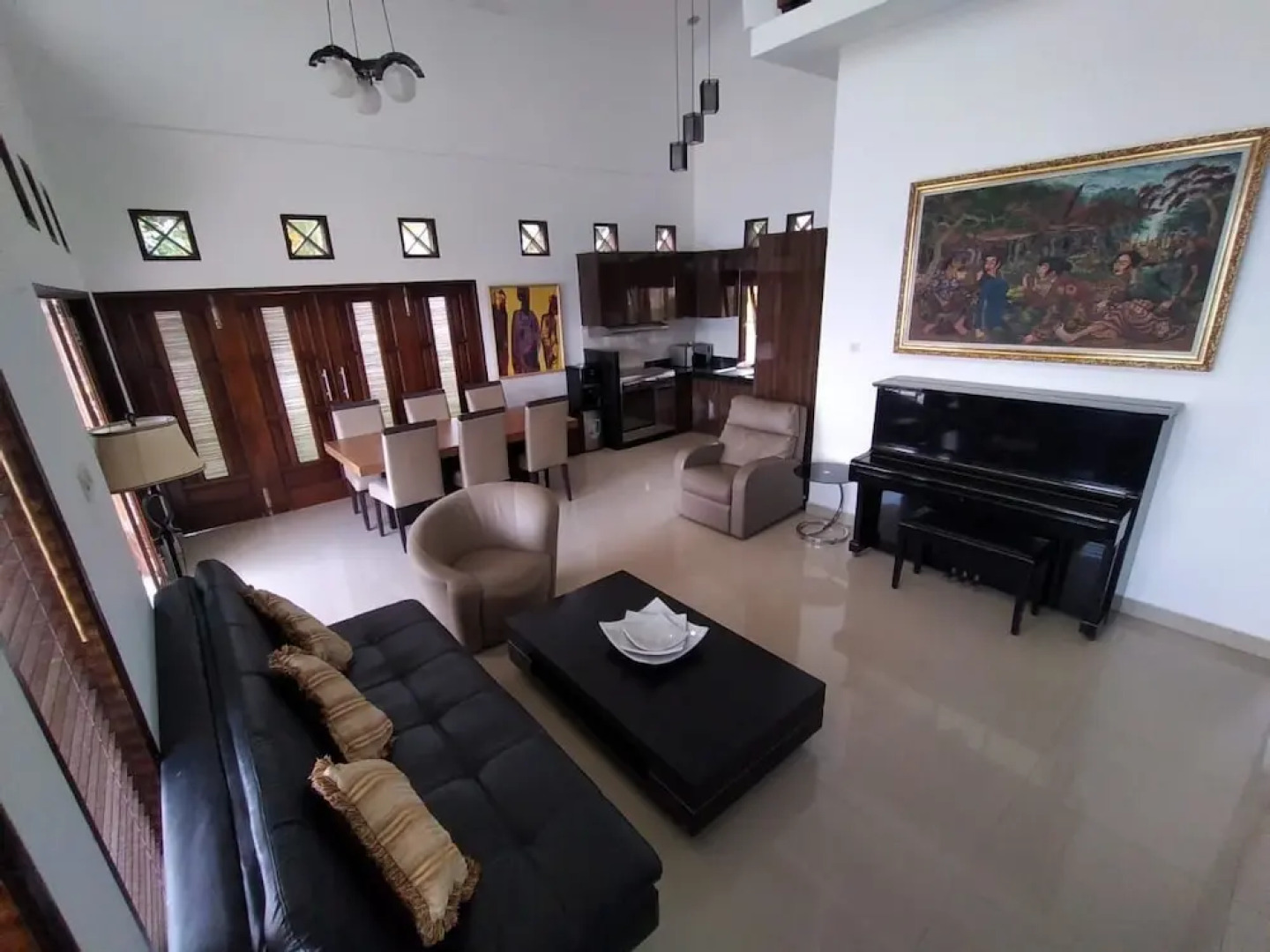 Toba Retreat Mansion And Villas