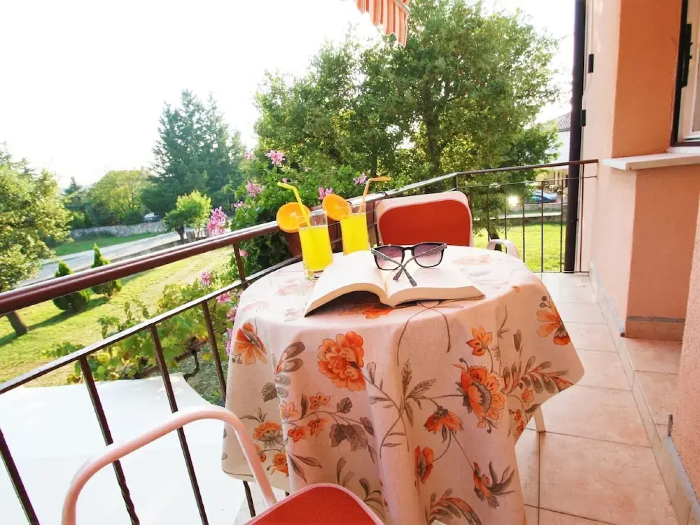 Nice Holiday House With Large Garden For 5 Persons Near Rovinj And Lim Bay