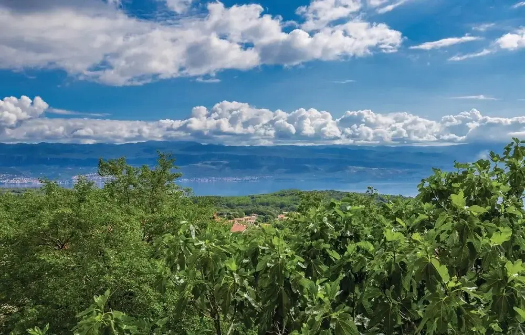 Stunning Home in Risika With Wifi and 3 Bedrooms