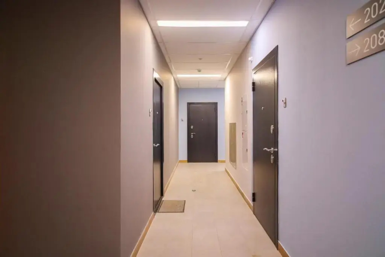 Атмосфера на улице Карпинского 14