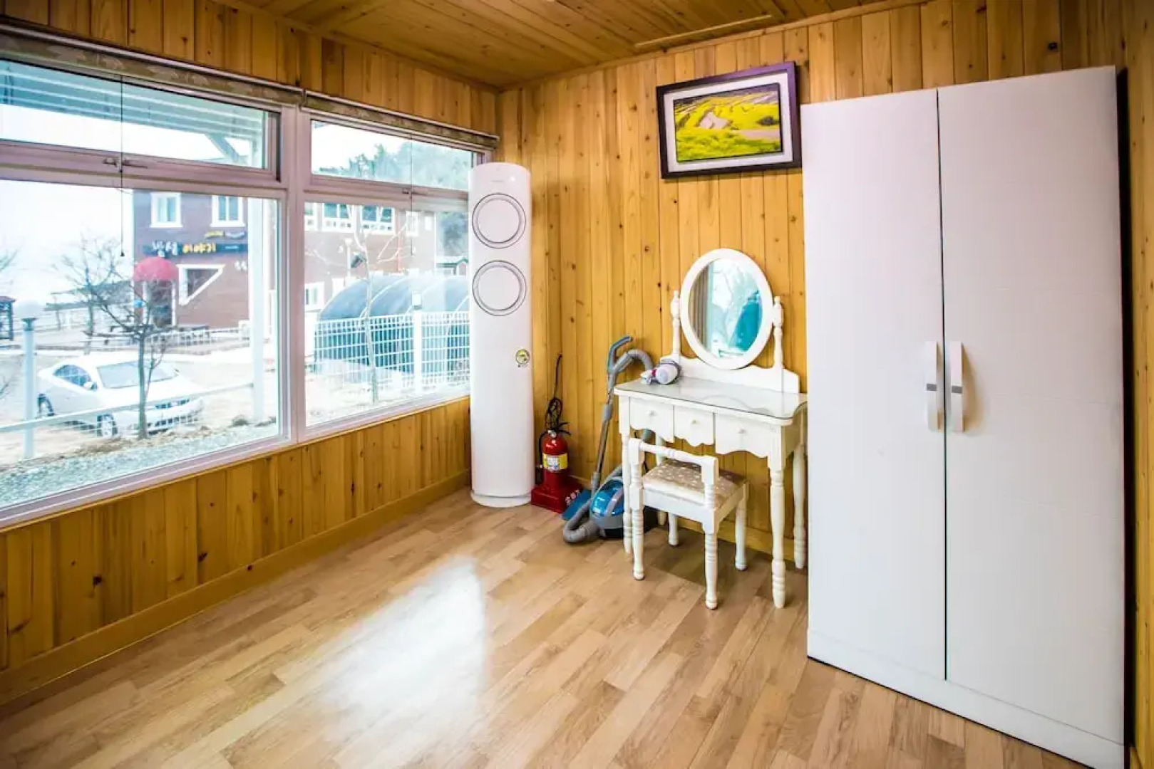 Sea and Sunset Pension