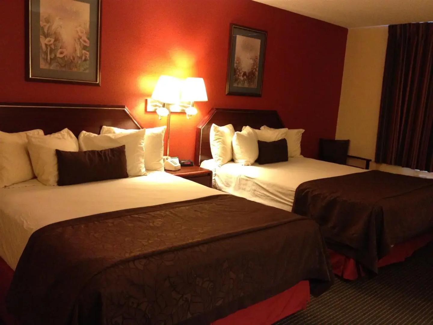 American Inn & Suites West Memphis I-40/I-55